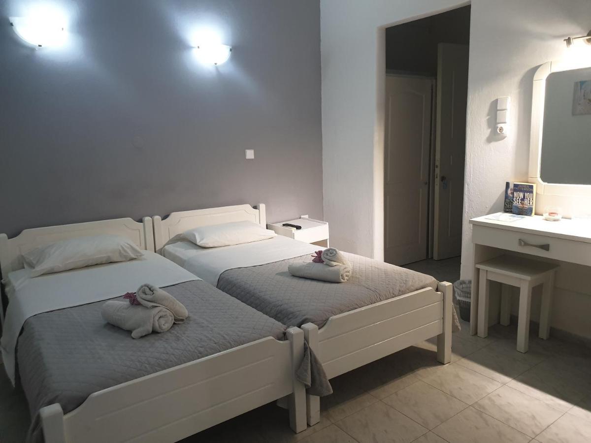 Syros Holidays Vari  Exterior photo