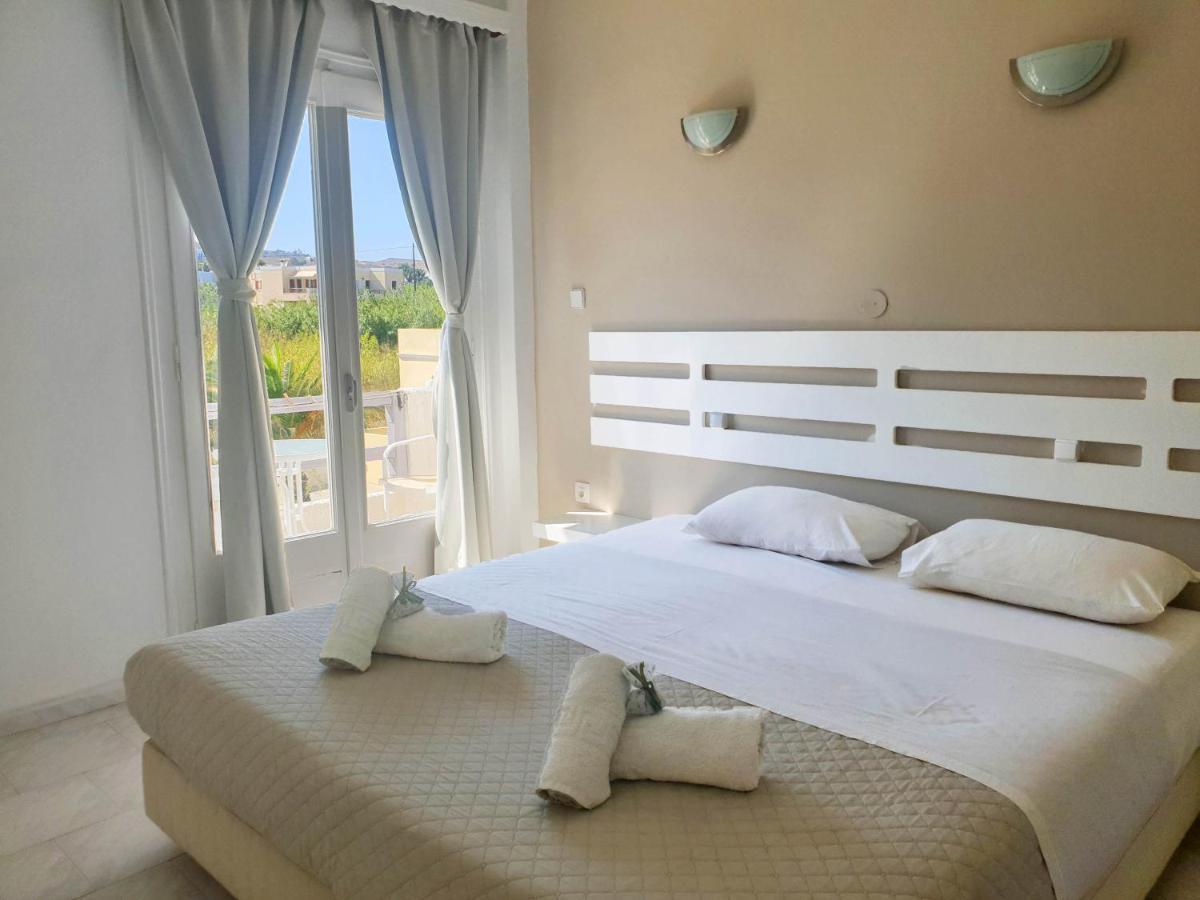 Syros Holidays Vari  Exterior photo