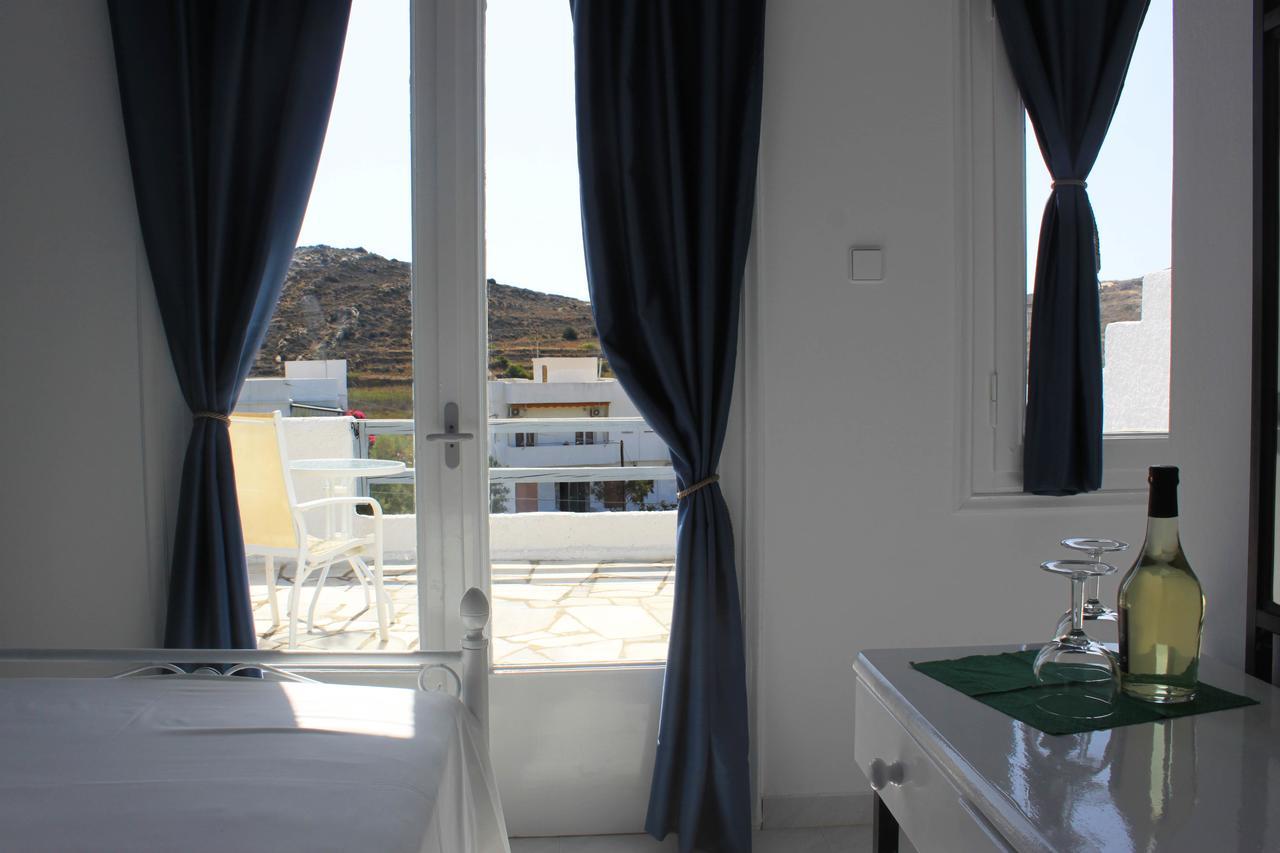 Syros Holidays Vari  Exterior photo
